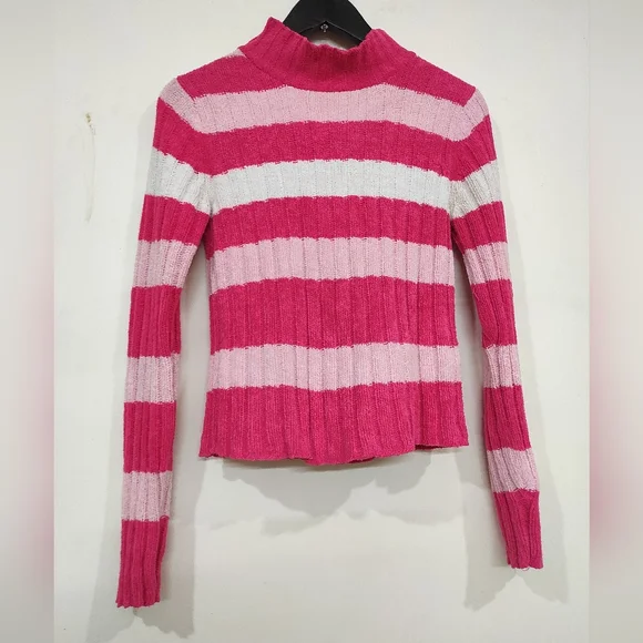 Pink Cozy Top 💗 - Picture 13 of 13